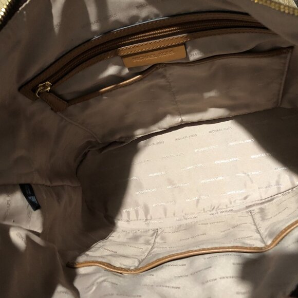 Michael Kors Lupita Signature Brown Monogram Large Hobo Shoulder Bag - Picture 10 of 13